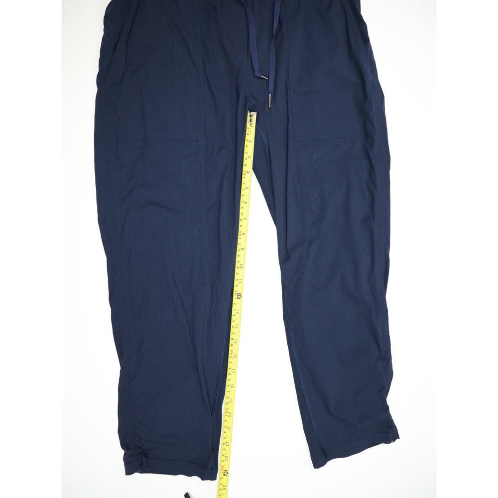 Lululemon Navy Blue Adjustable Hem Jogger Pants 8 Minimalist Athleisure Travel - Picture 11 of 13